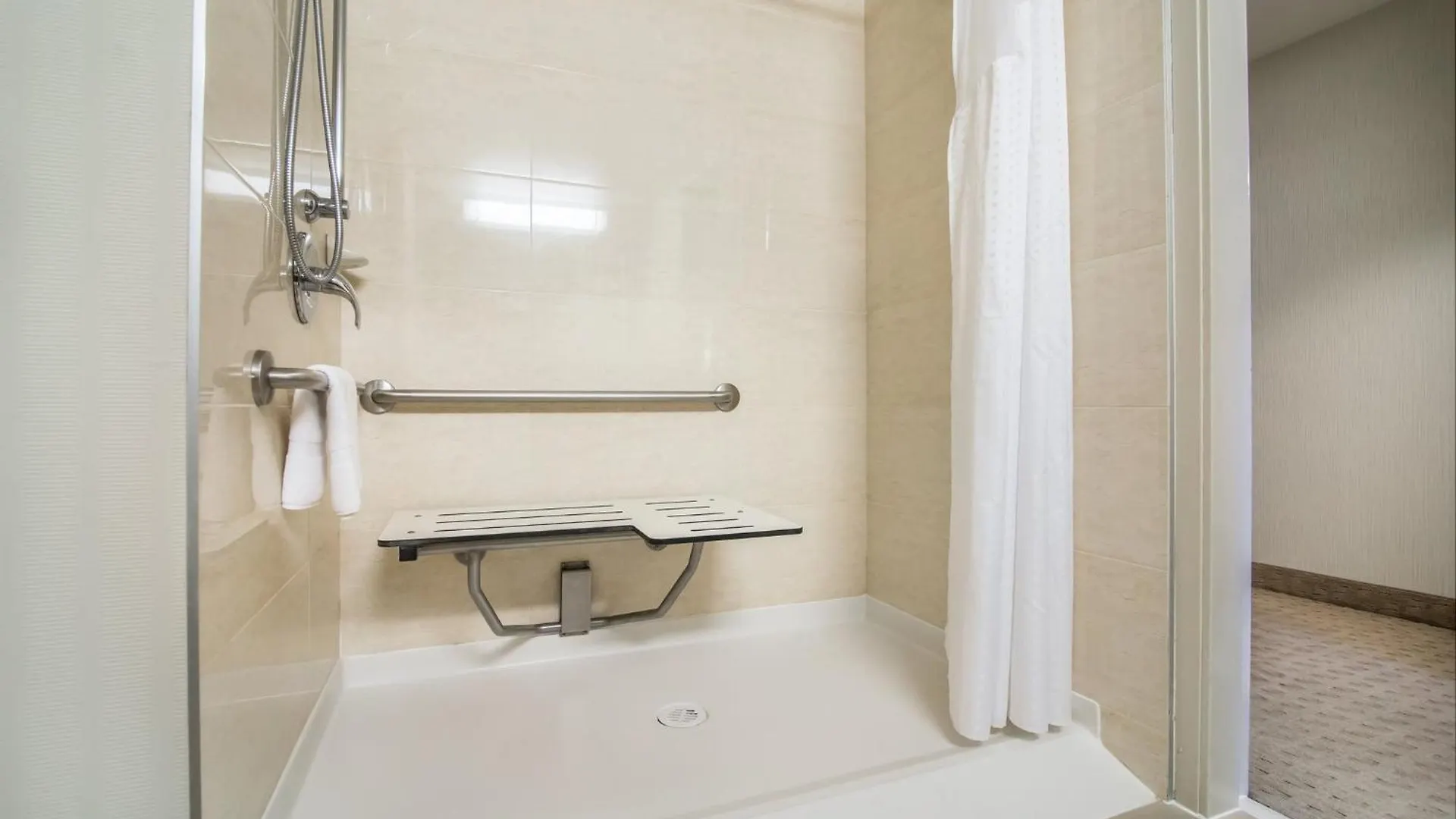 *** Hotel Holiday Inn Vancouver-Centre Broadway By Ihg Canada
