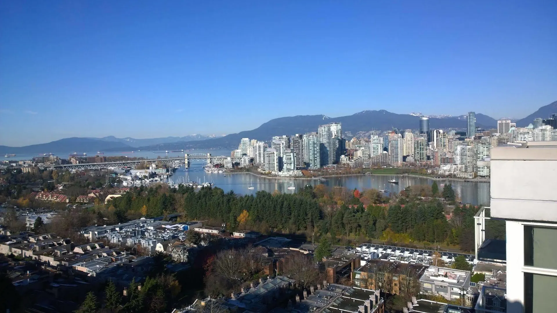 Holiday Inn Vancouver-Centre Broadway By Ihg