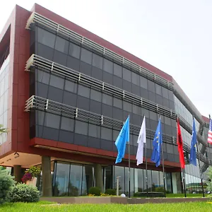 Western Premier Ark Albanië