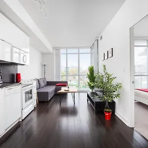 https://perfectly-downtown-with-free-parking.hotelstorontoontario.org