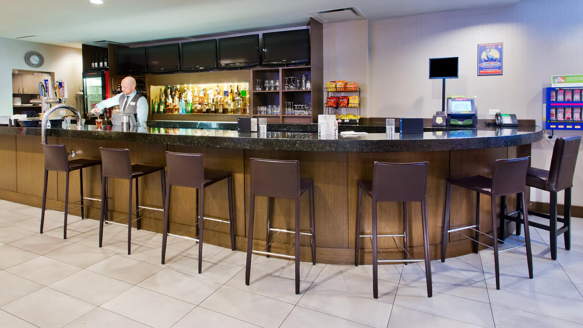 Holiday Inn Vancouver-Centre Broadway By Ihg 3*, Vancouver Canada