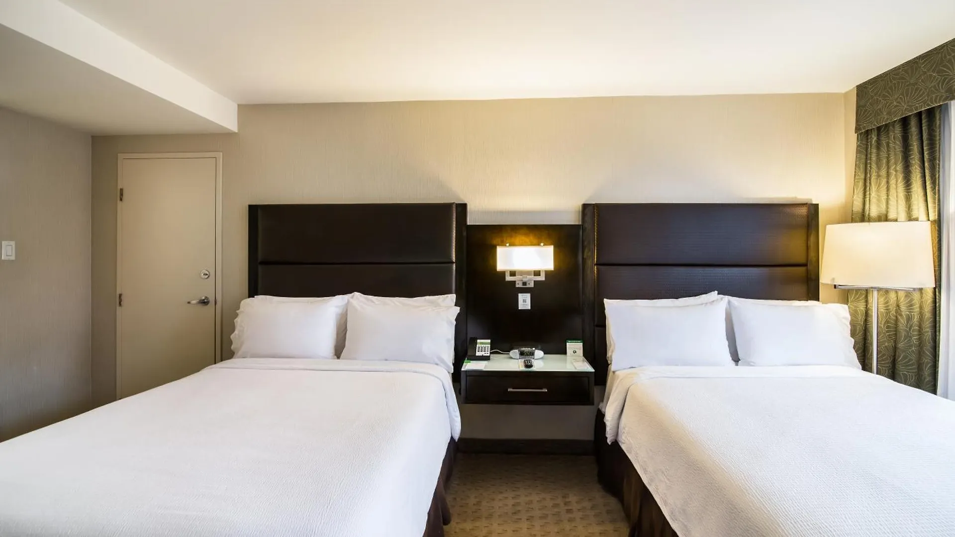 Holiday Inn Vancouver-Centre Broadway By Ihg 3*, Vancouver Canada