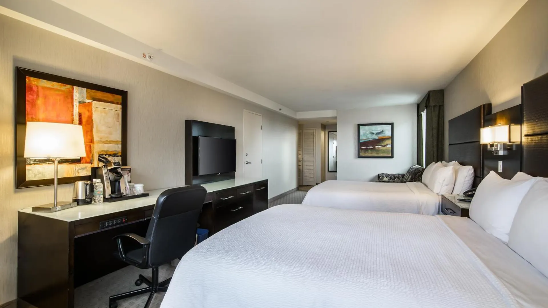 Holiday Inn Vancouver-Centre Broadway By Ihg Hotel Vancouver