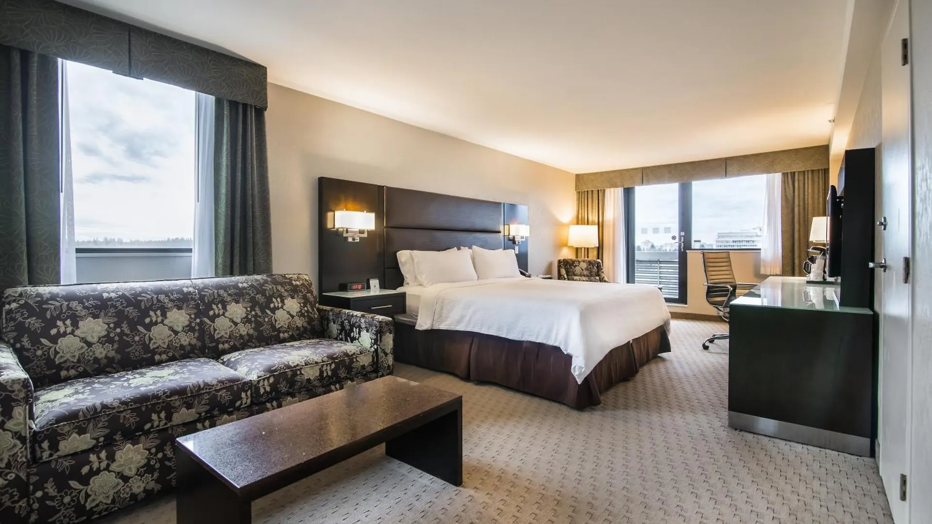 Holiday Inn Vancouver-Centre Broadway By Ihg Hotel