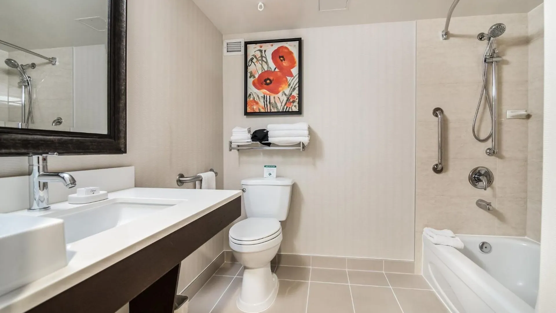 Holiday Inn Vancouver-Centre Broadway By Ihg Hotel Vancouver